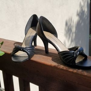 Hillard & Hanson black knotted Sandals heels IN BOX LIKE NEW